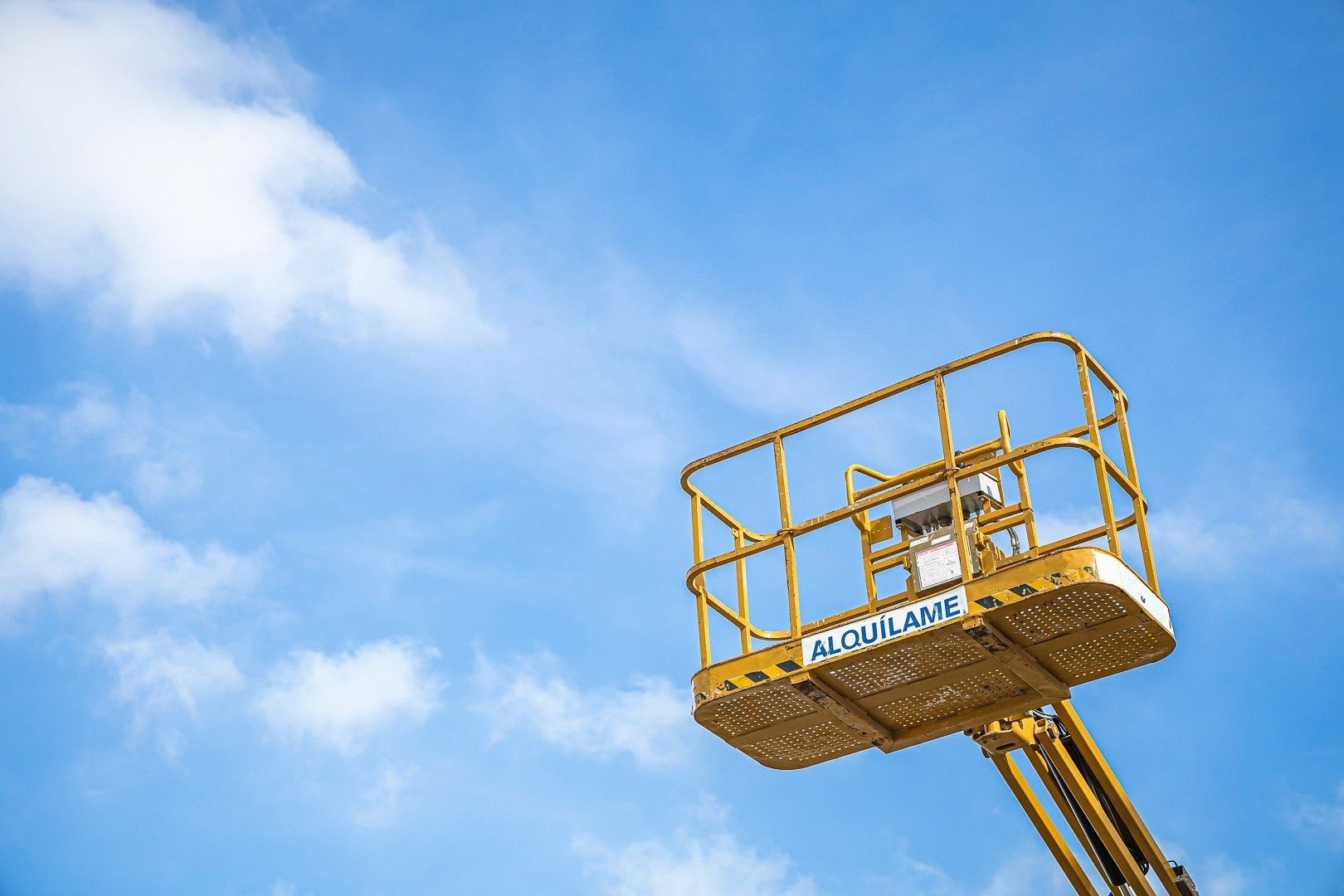 AGSolutions_web-02.jpg editada